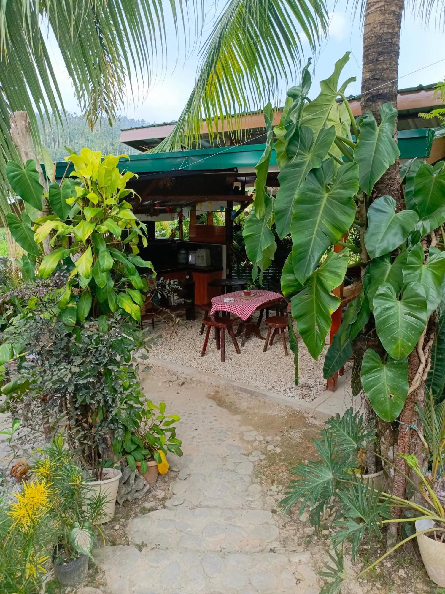 סן ויסנטה Mil'S Hillside Tourist Inn מראה חיצוני תמונה