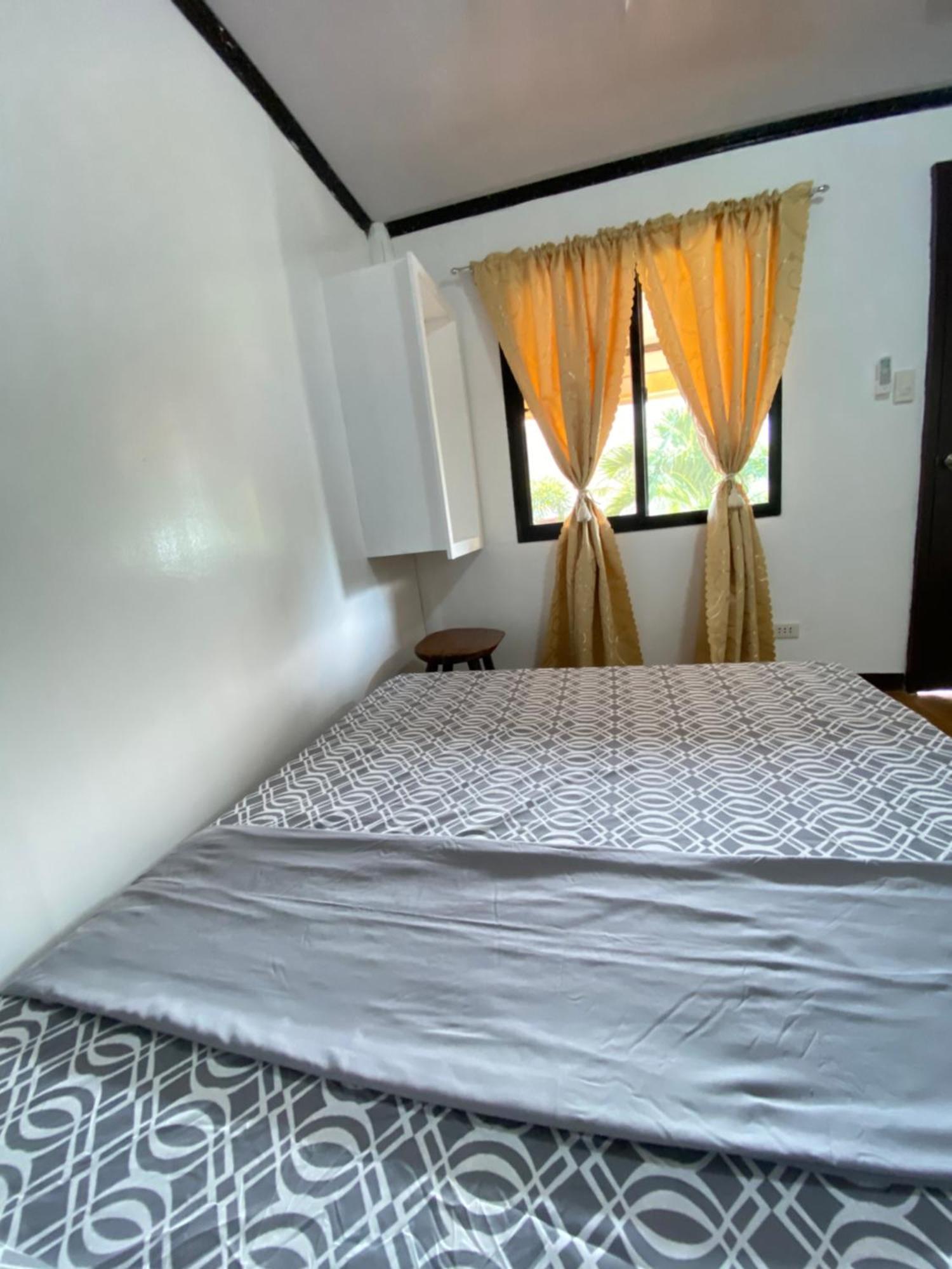 סן ויסנטה Mil'S Hillside Tourist Inn מראה חיצוני תמונה